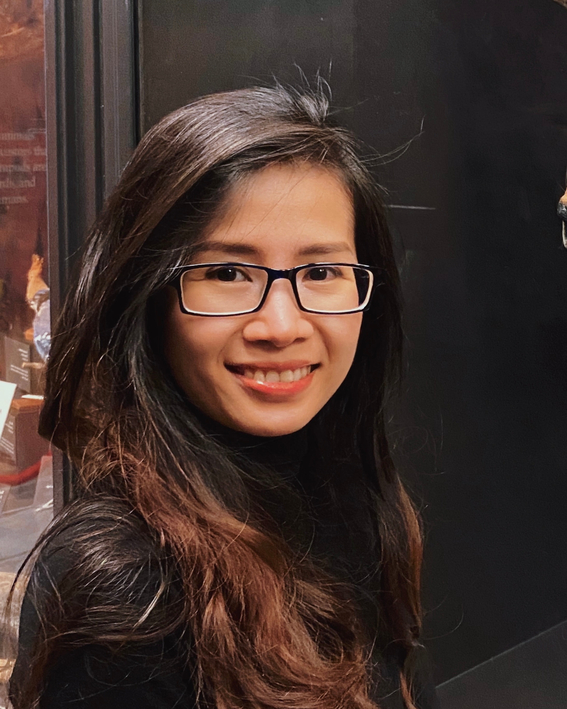Portrait of Mai Le, founder of StickStash